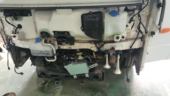 1톤 봉고3 트럭 (1).jpg